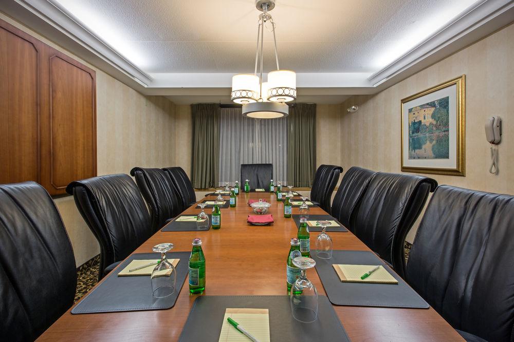 Fairfield Inn & Suites Springfield אנפילד מראה חיצוני תמונה
