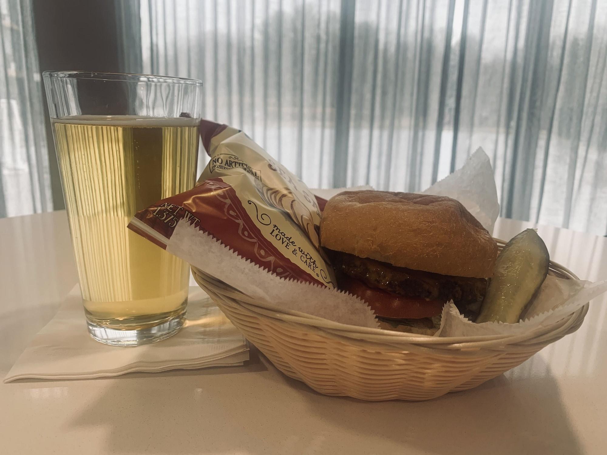 Fairfield Inn & Suites Springfield אנפילד מראה חיצוני תמונה