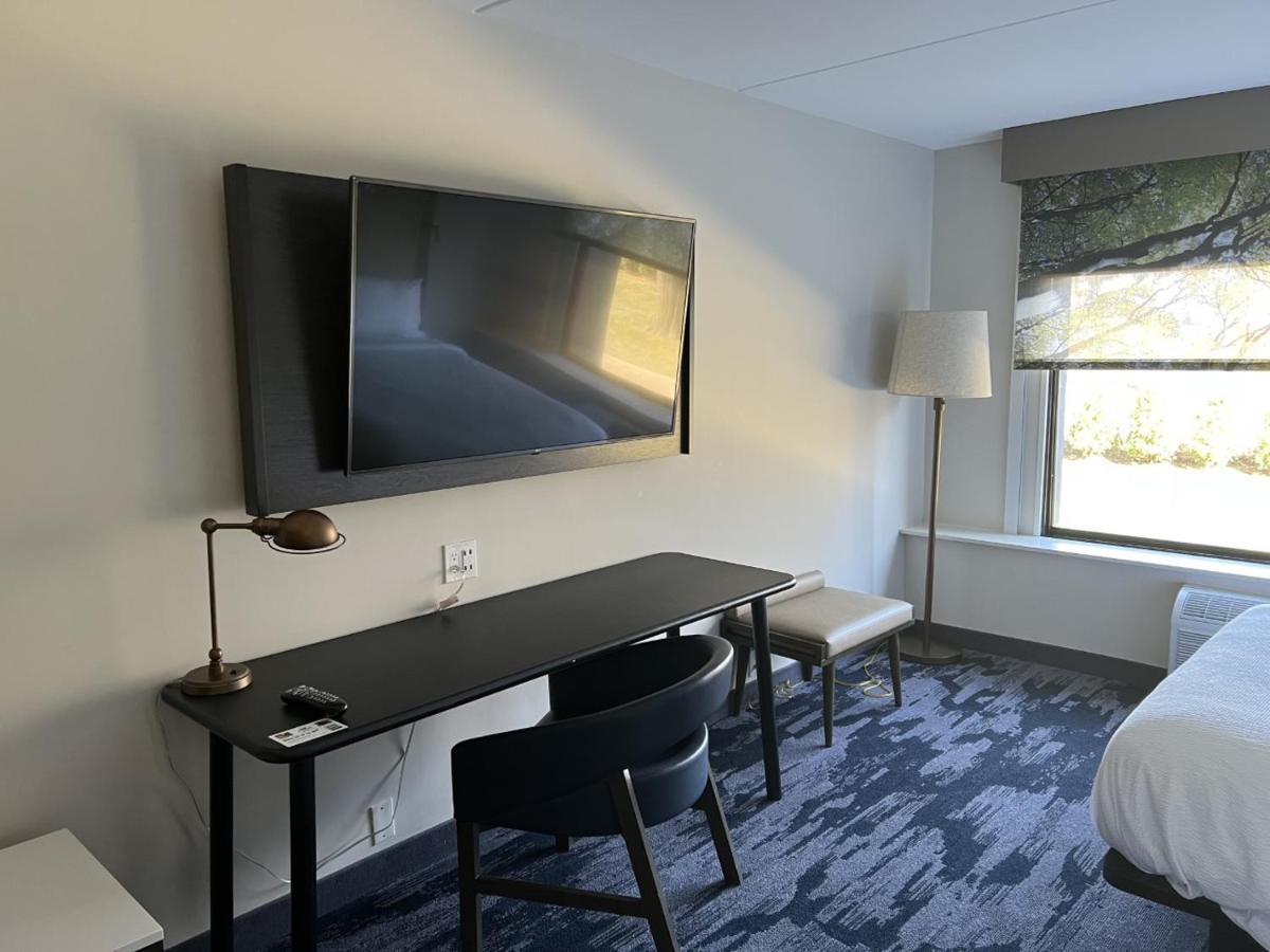 Fairfield Inn & Suites Springfield אנפילד מראה חיצוני תמונה