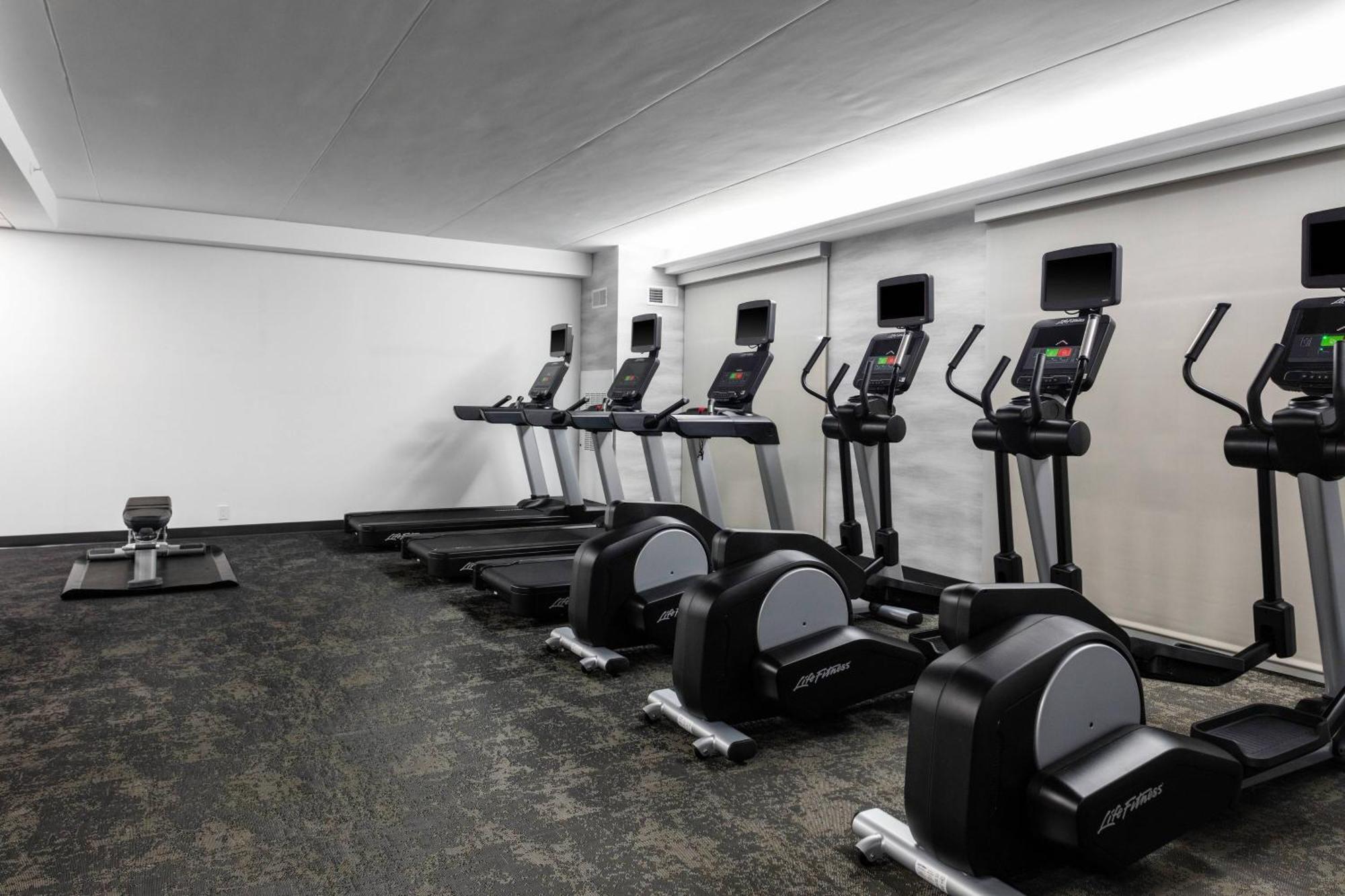 Fairfield Inn & Suites Springfield אנפילד מראה חיצוני תמונה