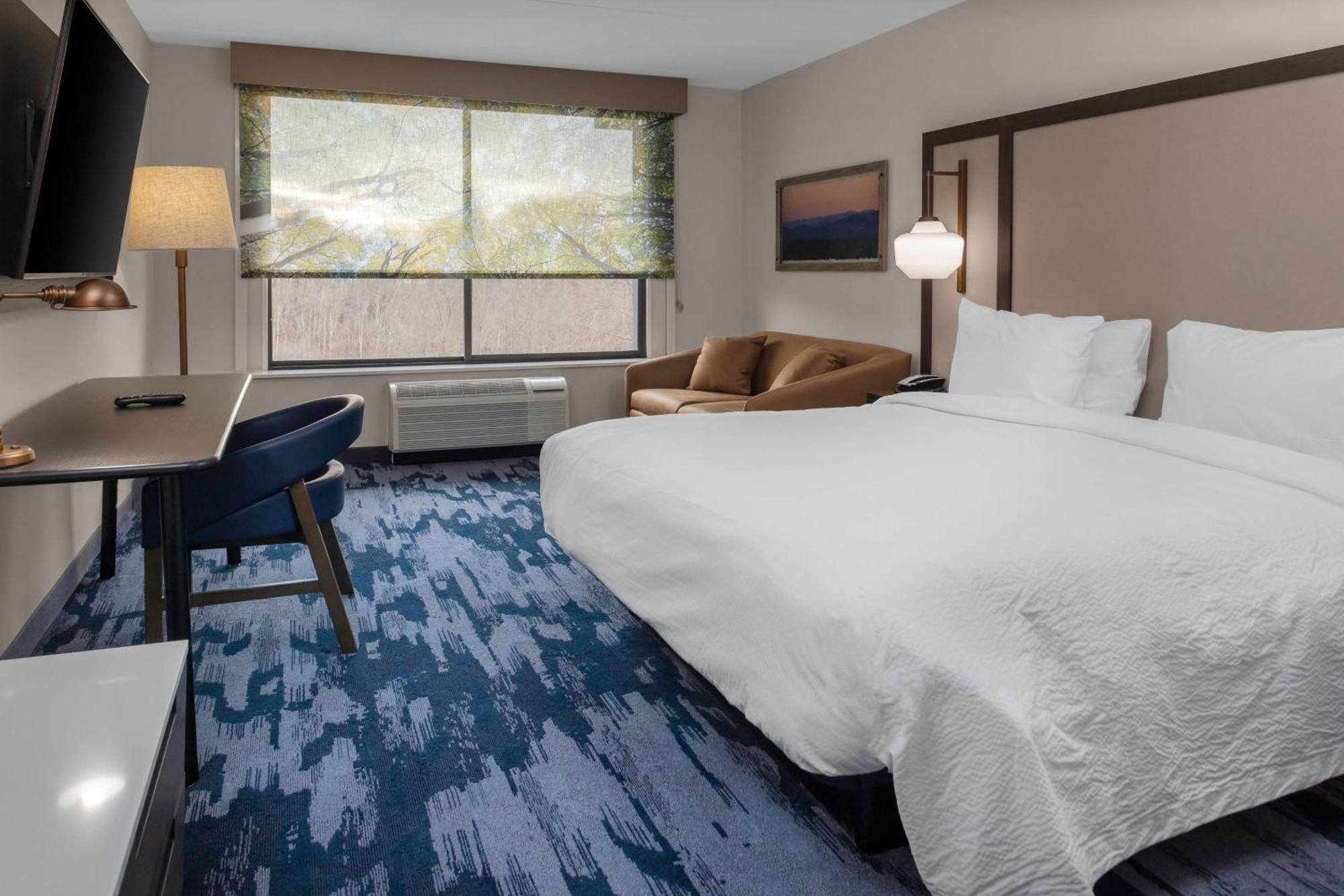 Fairfield Inn & Suites Springfield אנפילד מראה חיצוני תמונה